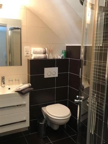 Apartman Innova ซลีน ภายนอก รูปภาพ